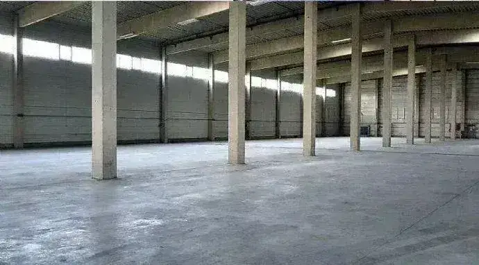 Neue Halle ca. 3000 m²