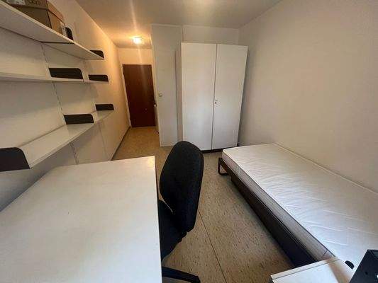 Wohn- und Schlafzimmer 3