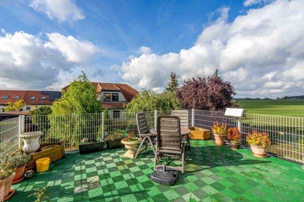 große Dachterrasse mit traumhaften Weitblick