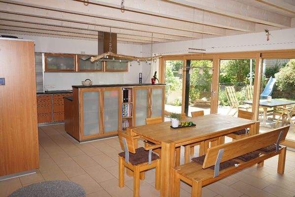 Großzügig  und  modern