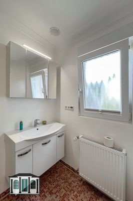 Nebenhaus Bad