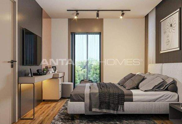 1 and 3-Bedroom Flats in a Complex with Pool in Altıntaş