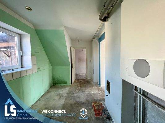 2EC953C0-E5E8-4AD5-B911-6C85EFDB08D7