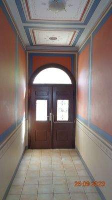 Treppenhaus Ein Ausgang.JPG