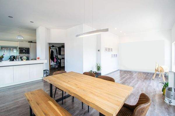 05Esszimmer Blick Wohnzimmer Kopie (2)