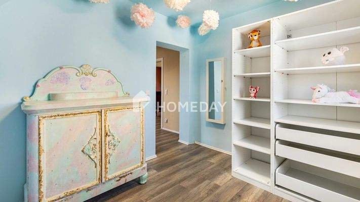 1. OG Kinderzimmer 1 2