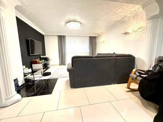 Wohn- und Essbereich EG