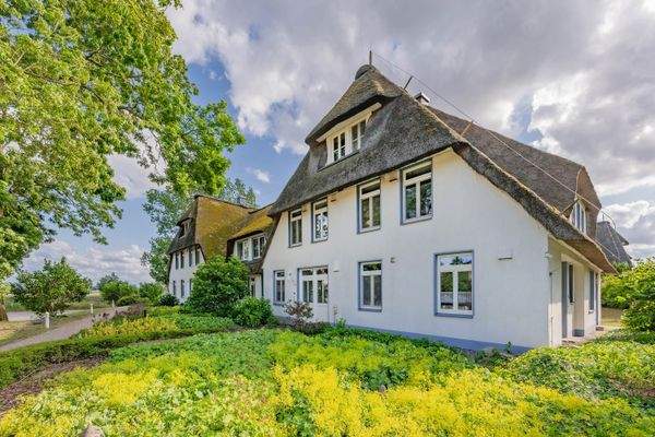 32-außenansicht3-landhaus am haff-a5-meerflair-imm