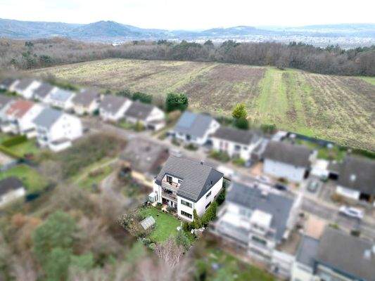 Vielseitiges Zweifamilienhaus in Dillingen, Pachtener Heide