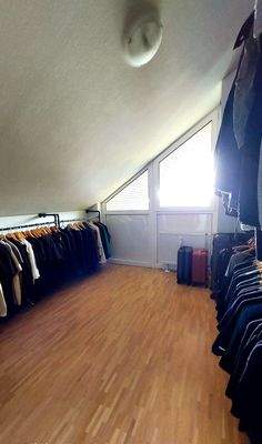 Kinderzimmer- z. Zeit als Ankleidezi. genutzt.jpg