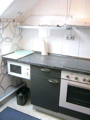 Küche mit Einbauküche