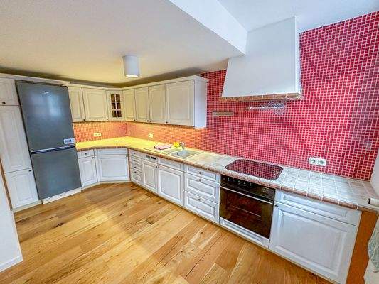 Küche Erdgeschoss Bild 1