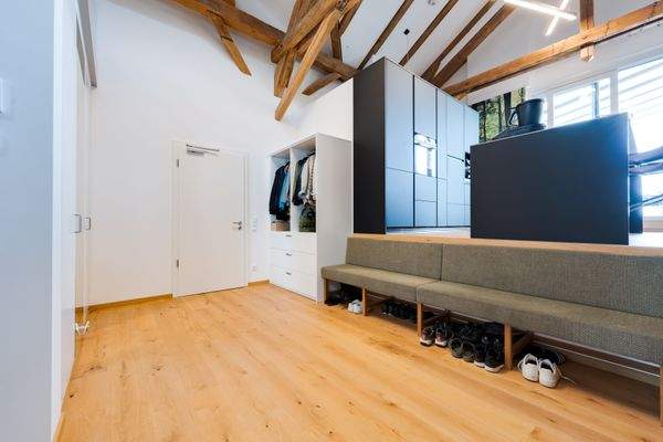 Eingangsbereich/ Garderobe