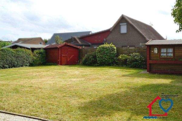 Garten mit Schuppen.JPG