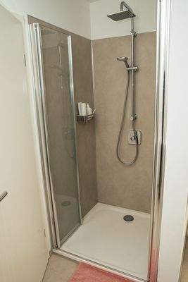 Duschbad Wohnung OG