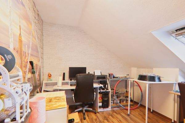 Hobbyzimmer/Schlafzimmer obere Ebene