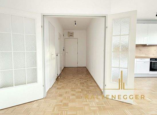 Eingangsbereich mit WC 1 und Abstellraum