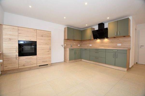 Blick auf die Einbauküche