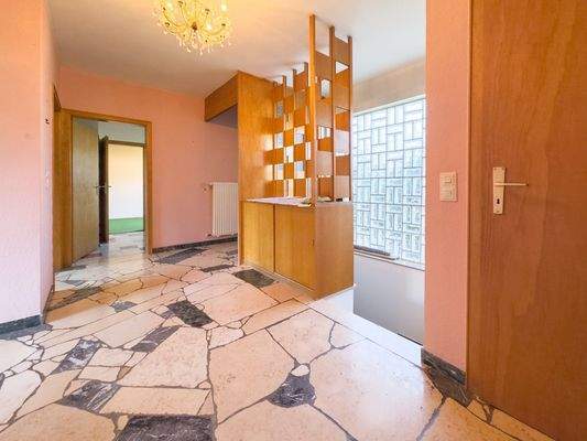 Flur und Eingangsbereich