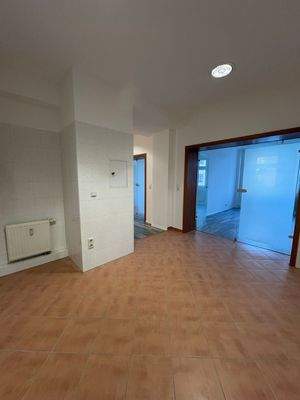 Blick Küche 2.jpeg