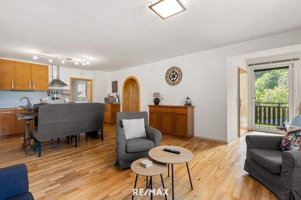 Wohn-Ess-Küchebereich TOP1