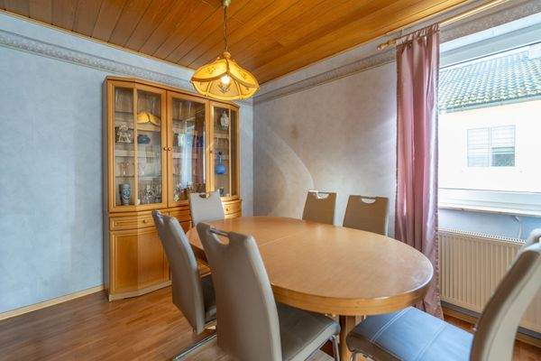 Wohn-/ und Esszimmer OG