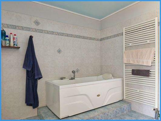 38458ab9d35f4d40908350cd0afeed2d-original