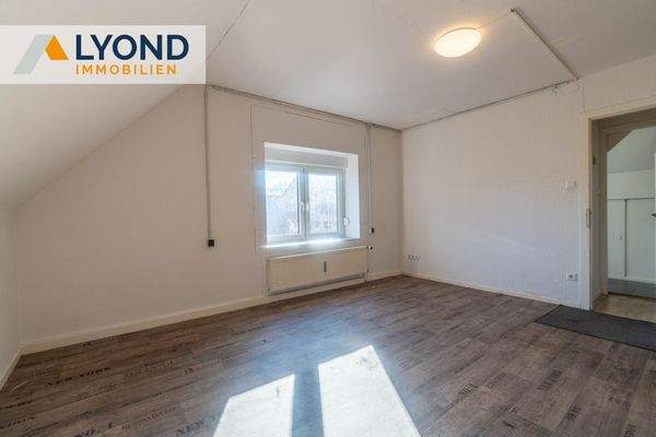 LYD 3492 - 11 Raum 6