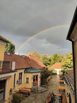 mit Regenbogen.jpg