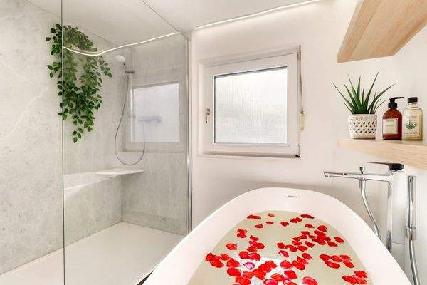 Beispielhafte Einrichtung (KI unterstützt)