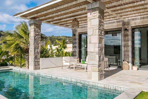 Houses with Private Pools and Large Gardens in Bodrum
