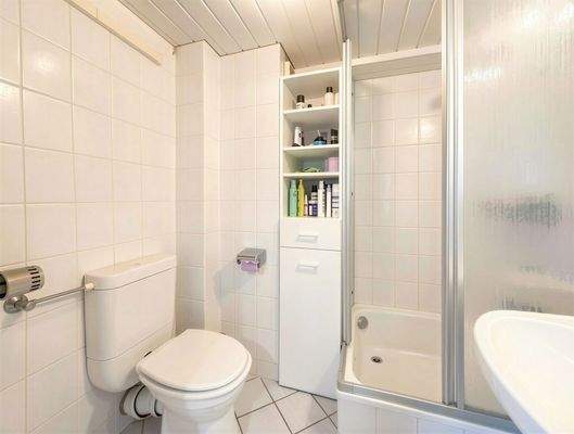 Badezimmer Wohnung 1.OG 