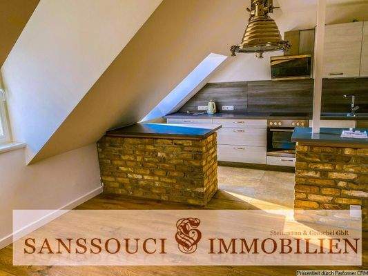 offene Küche im Dachgeschoss