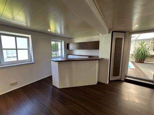 Die Bar im Wohnbereich (1)