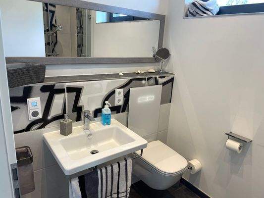 Gäste WC mit TECE Modul Aktivkohlefilter