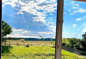 Fensterblick auf den Garten