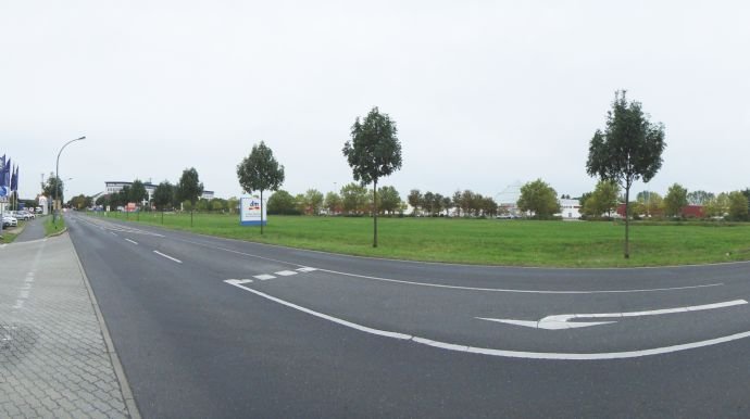 Grundstücksfläche - stadteinwärtig