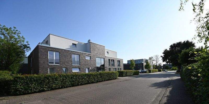 Straßenansicht der Wohnanlage#