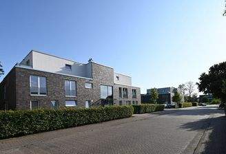 Straßenansicht der Wohnanlage#