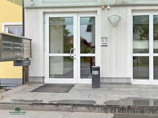 Büro und Garage, Immobilien-Kurz-Salzburg