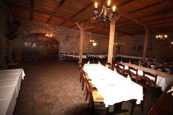 Partyscheune mit Platz für ca. 100 Personen (4)