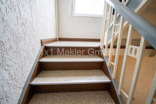 Komfortabel gedämmte Treppe mit rutschfesten Einlagen