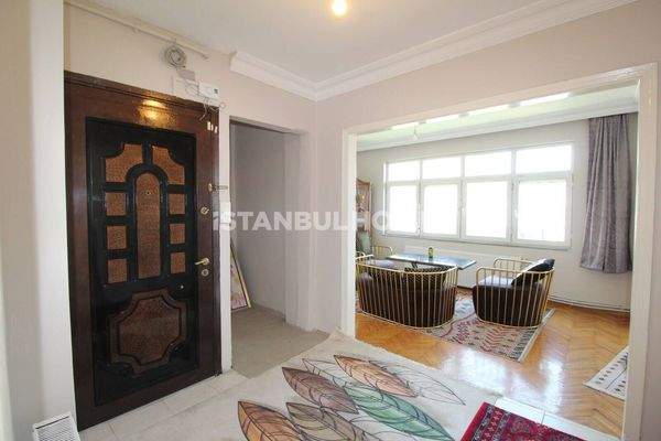 Sea View Flat in the Hotel Region in Sultanahmet Fatih