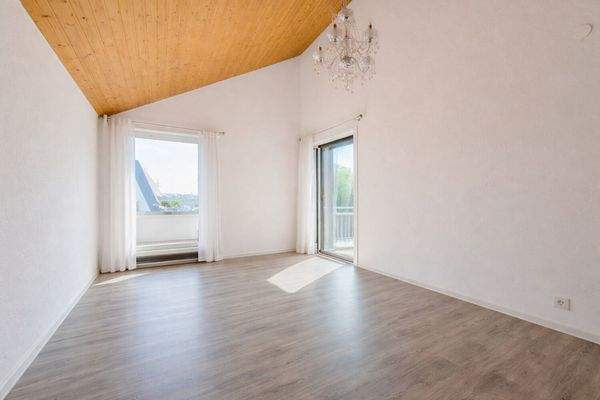 Schlafzimmer im geräumten Zustand