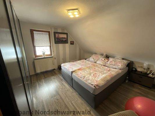 Schlafzimmer Whg. DG.