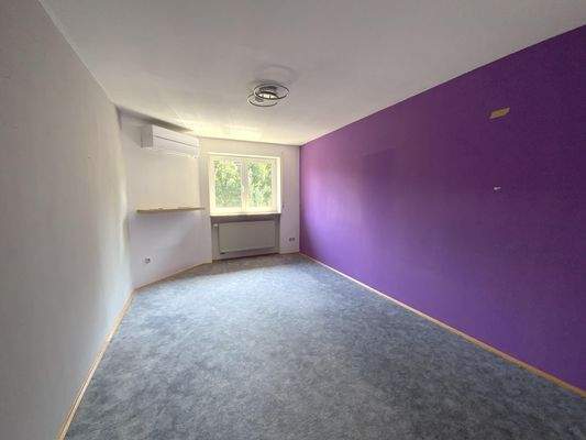 1.OG - Zimmer 2, z.B. Kinderzimmer