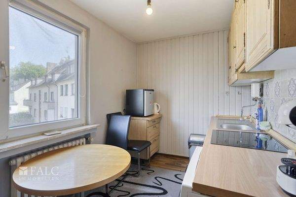 2 OG. rechts, Wohnzimmer+Küche 