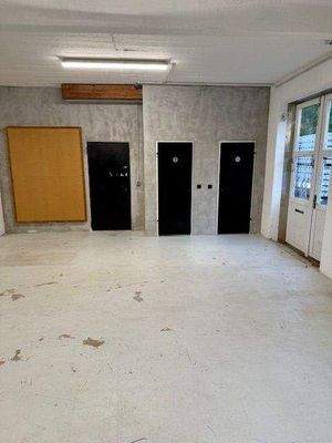 Sanitär &amp; Zugang Treppenhaus