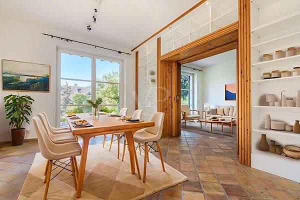 Beispielmöblierung Essbereich im gartenseitigen Haus