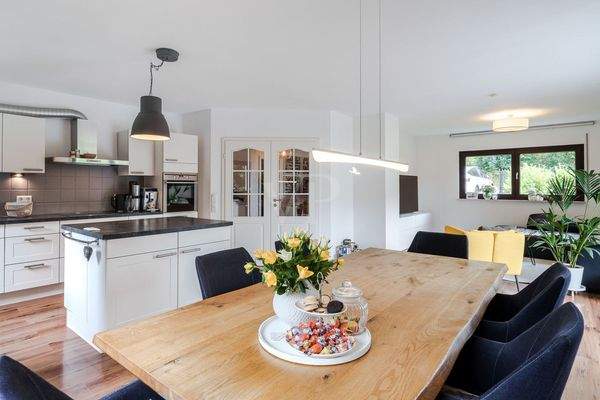 Großzügiger Essbereich